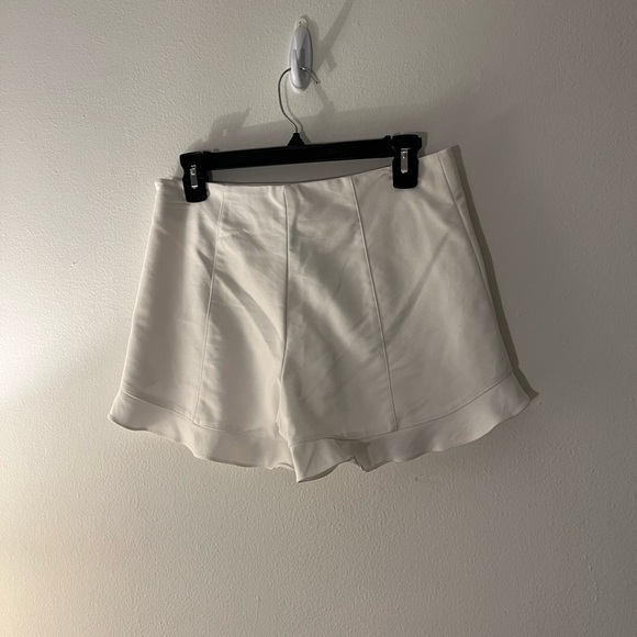 White Ruffle Shorts - Picture 2 of 2